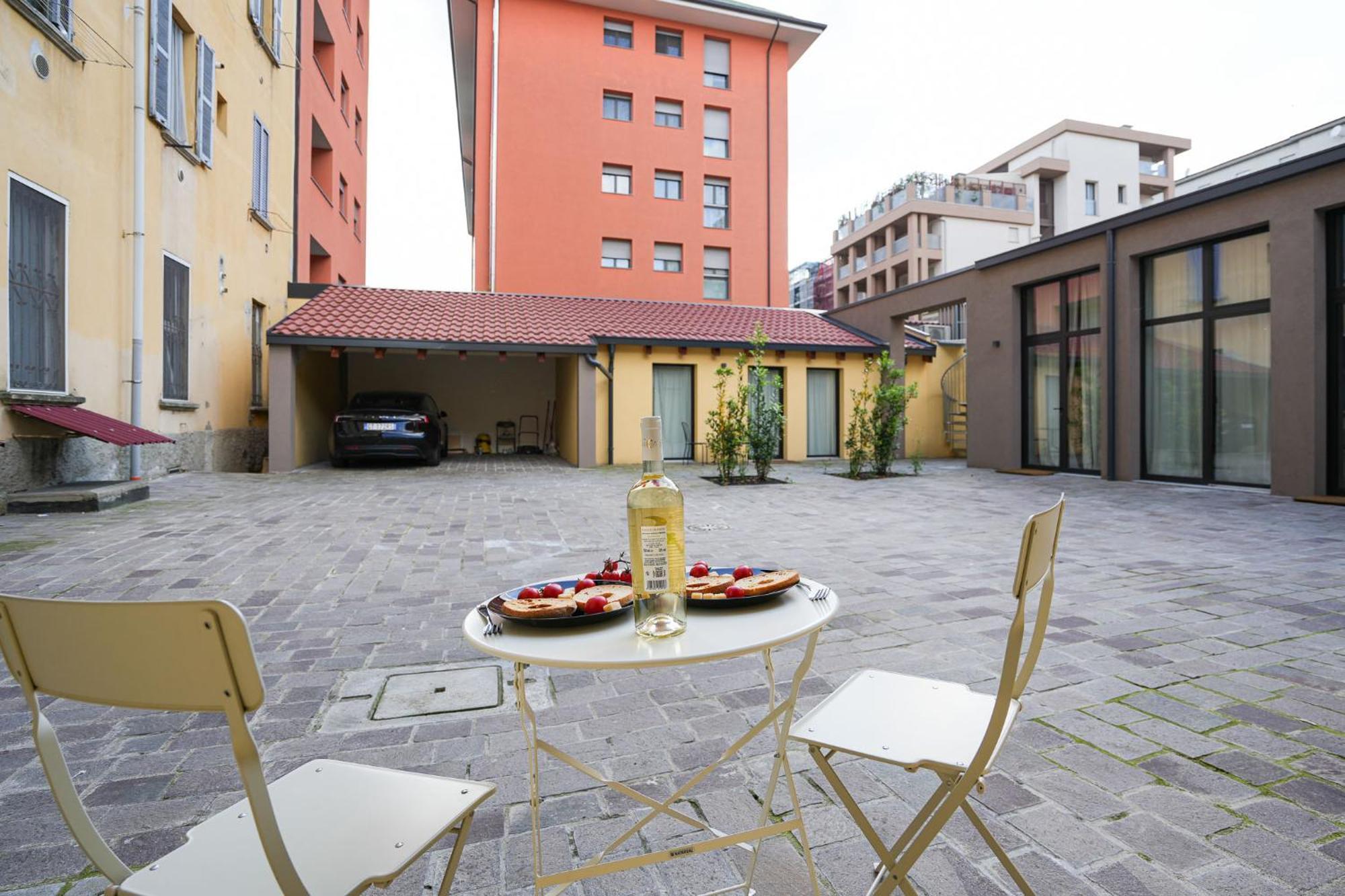 Вилла Del Re House, Parking Free Милан Экстерьер фото
